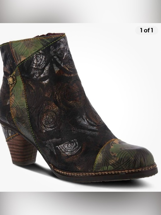 Spring Step Shoes - Spring Step  L'Artiste Waterlily Bootie.